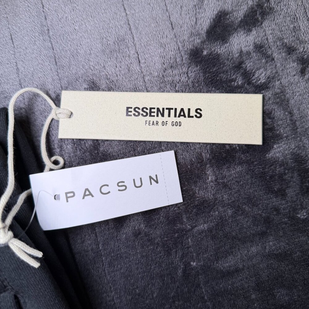 Brand New Essentials Fear of God Black Sweatpants with Tag 100% AUTHENTIC✅ - Picture 3 of 7